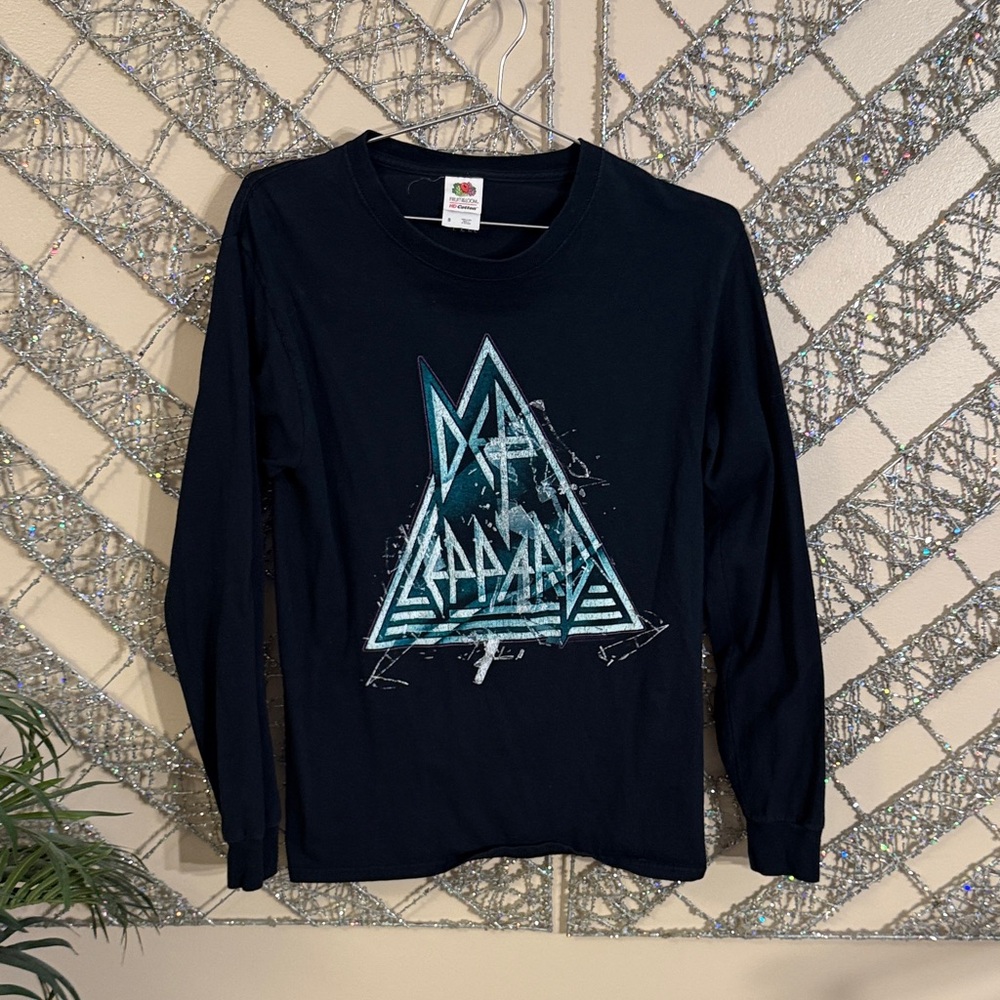 Fruit of the Loom Black Def Leppard Graphic Tee